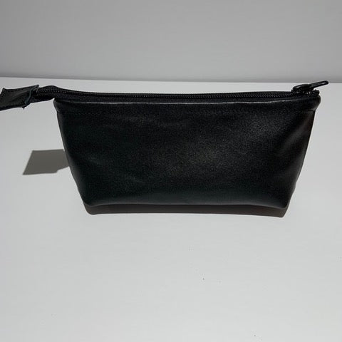 Chisana Zip Leather Pouches